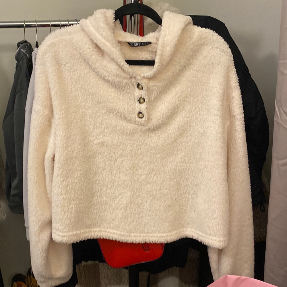 Fluffy white cropped hoodie